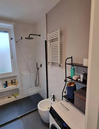 Piano - Intero A Apartament *